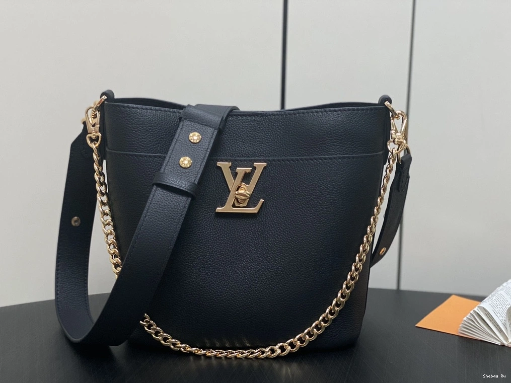 - 20.5 LOUIS 20 x VUITTON and Walk Lock x 12CM 0804